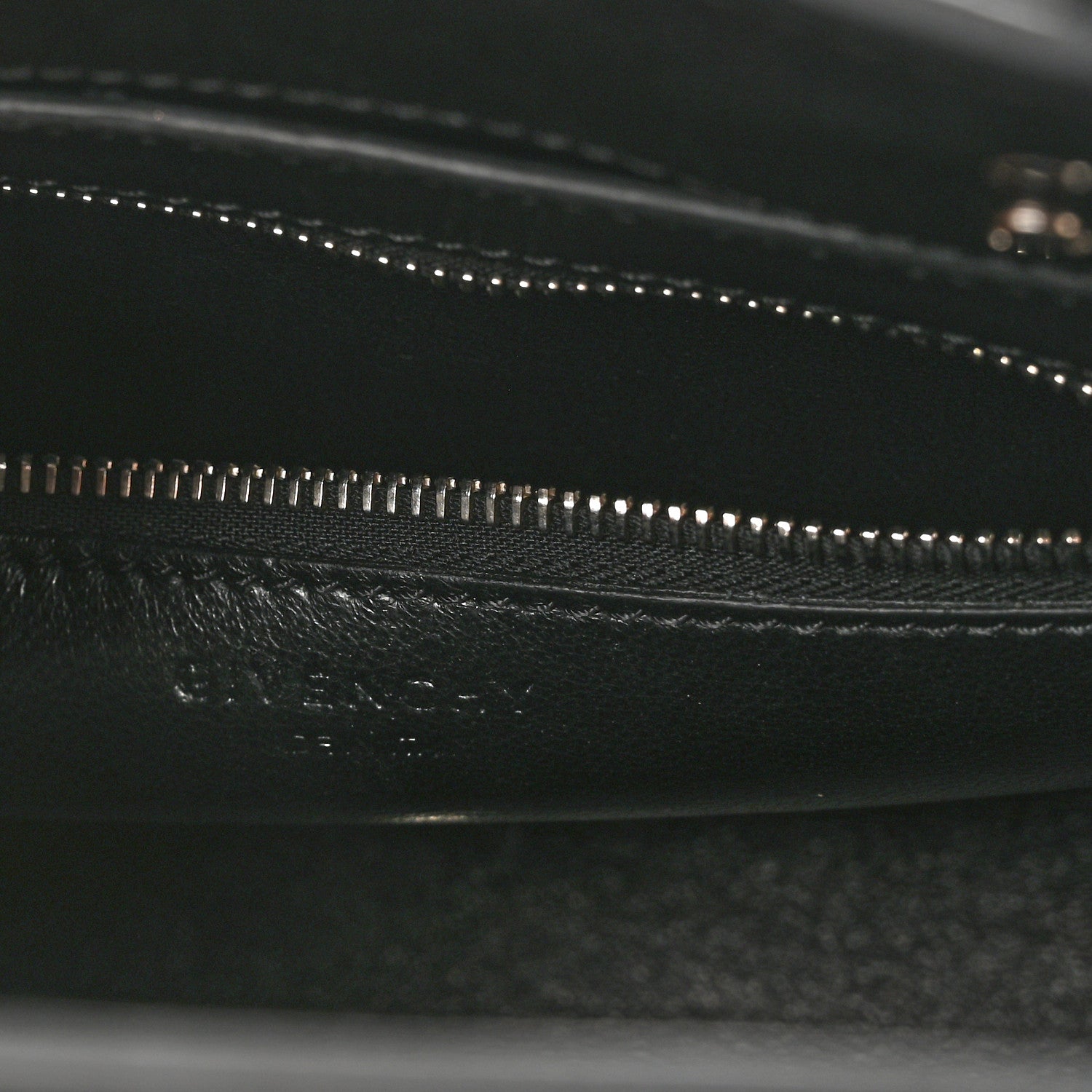 Givenchy Grained Calfskin Small Horizon Satchel Black 6 of 10