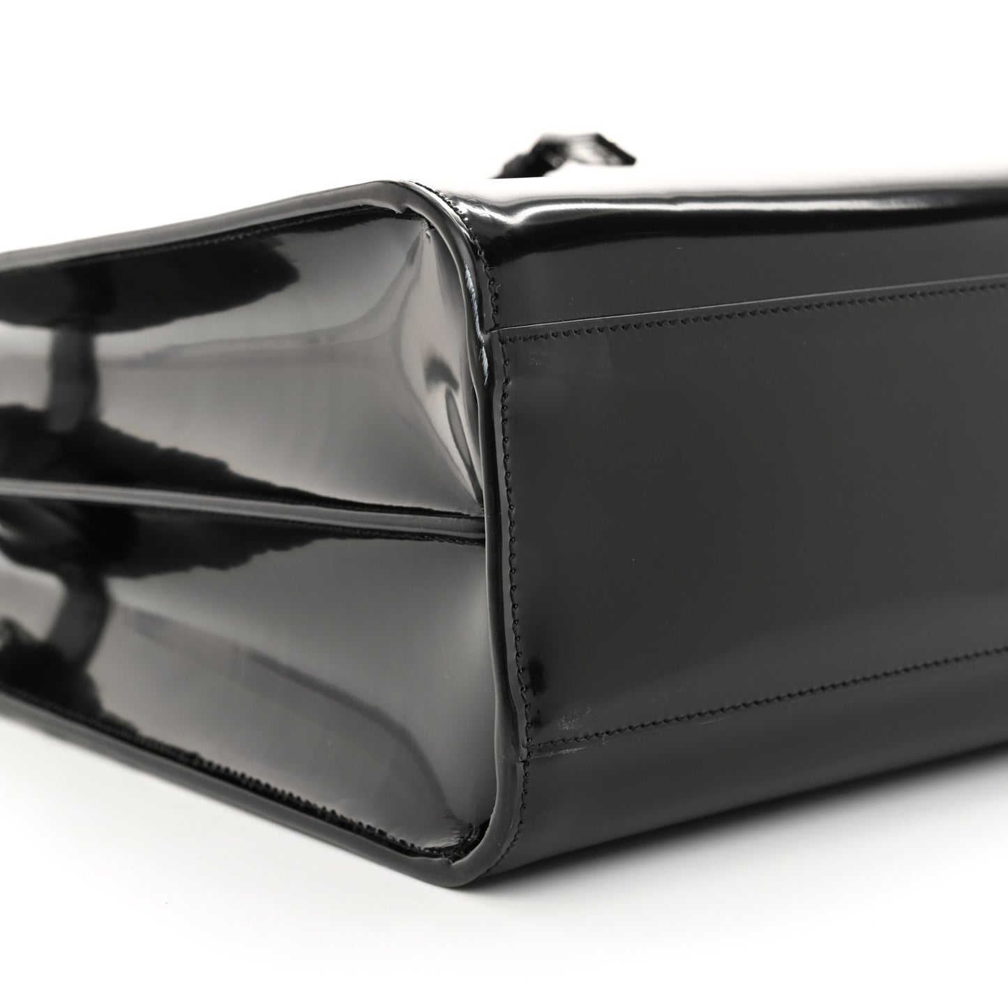Patent Calfskin Large Thin Sac De Jour Black