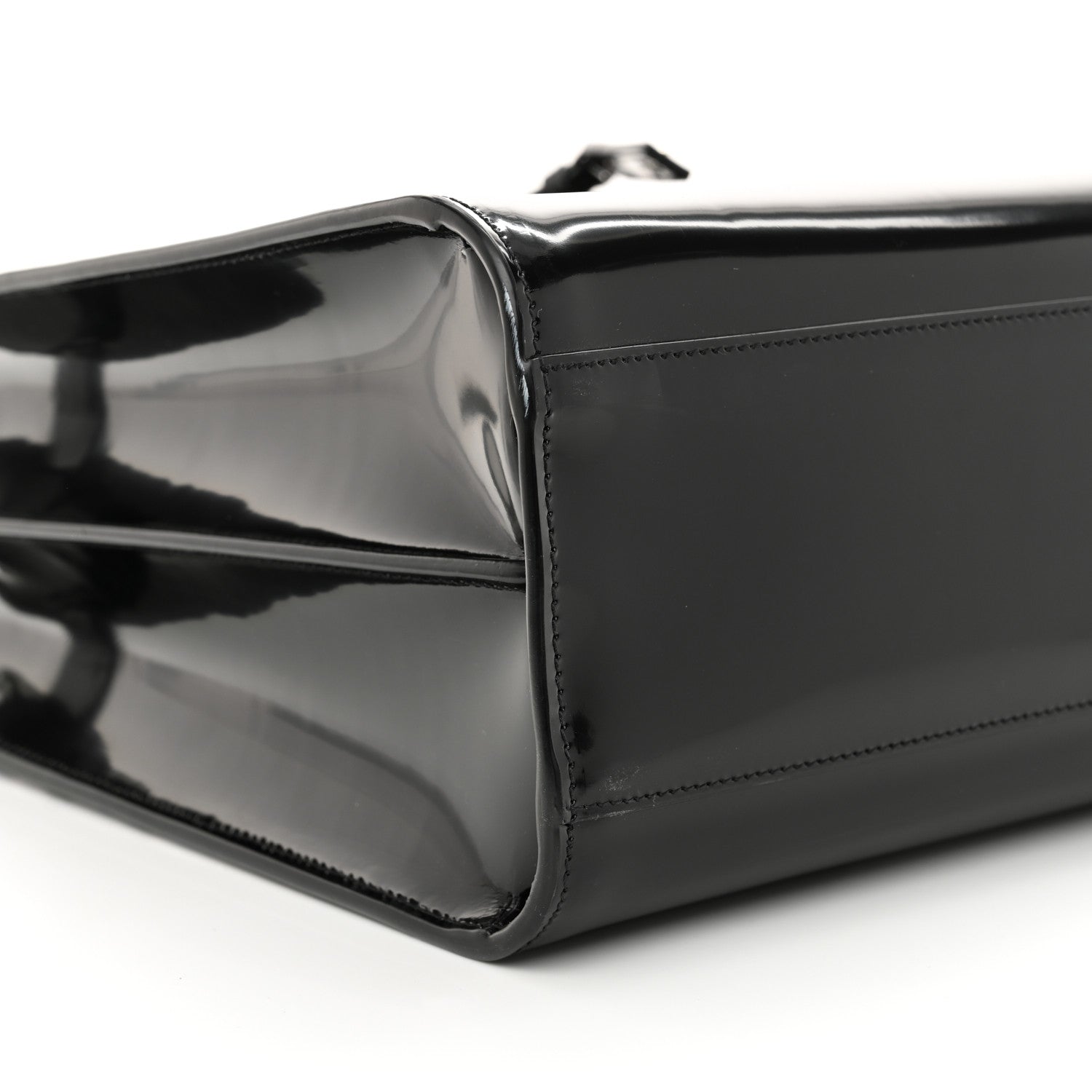 Saint Laurent Patent Calfskin Large Thin Sac De Jour Black 9 of 10