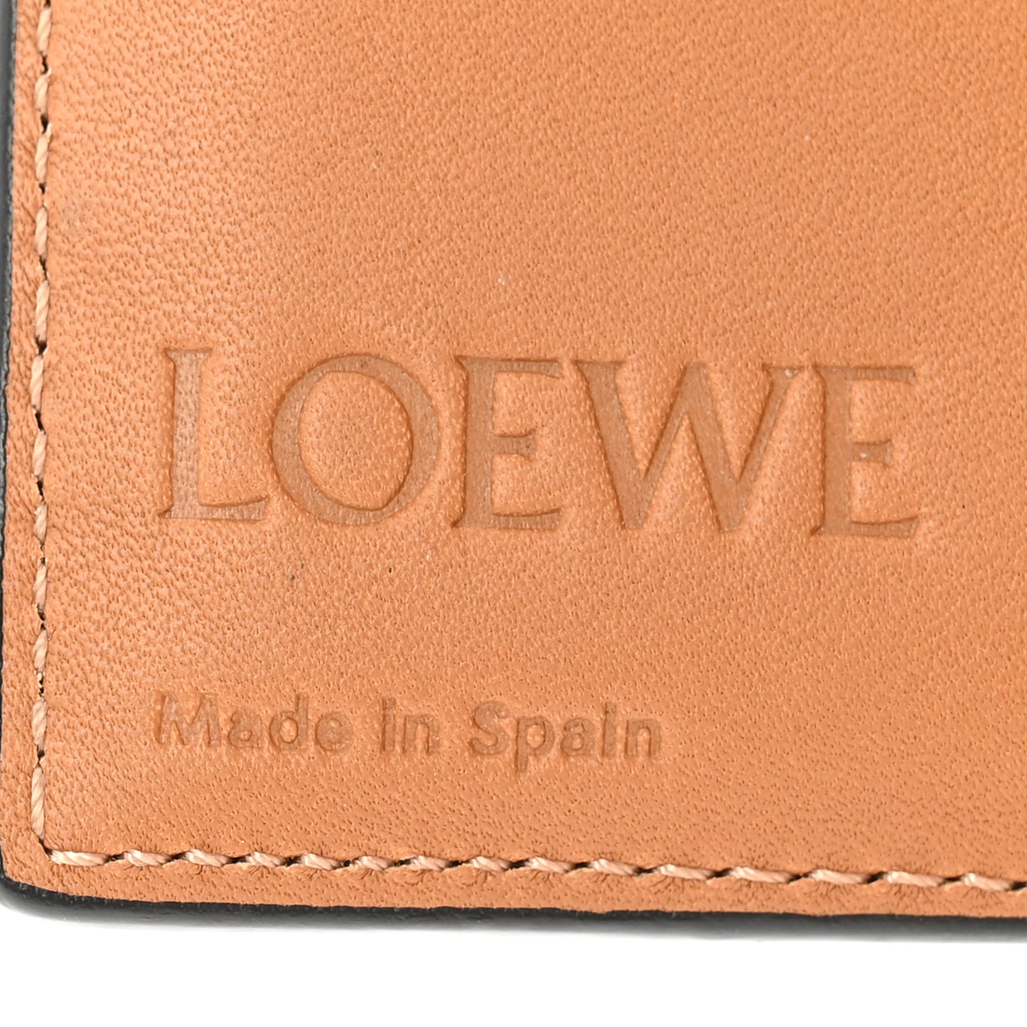Grained Calfskin Anagram Embossed Slim Zip Bi-Fold Wallet Verde Marble