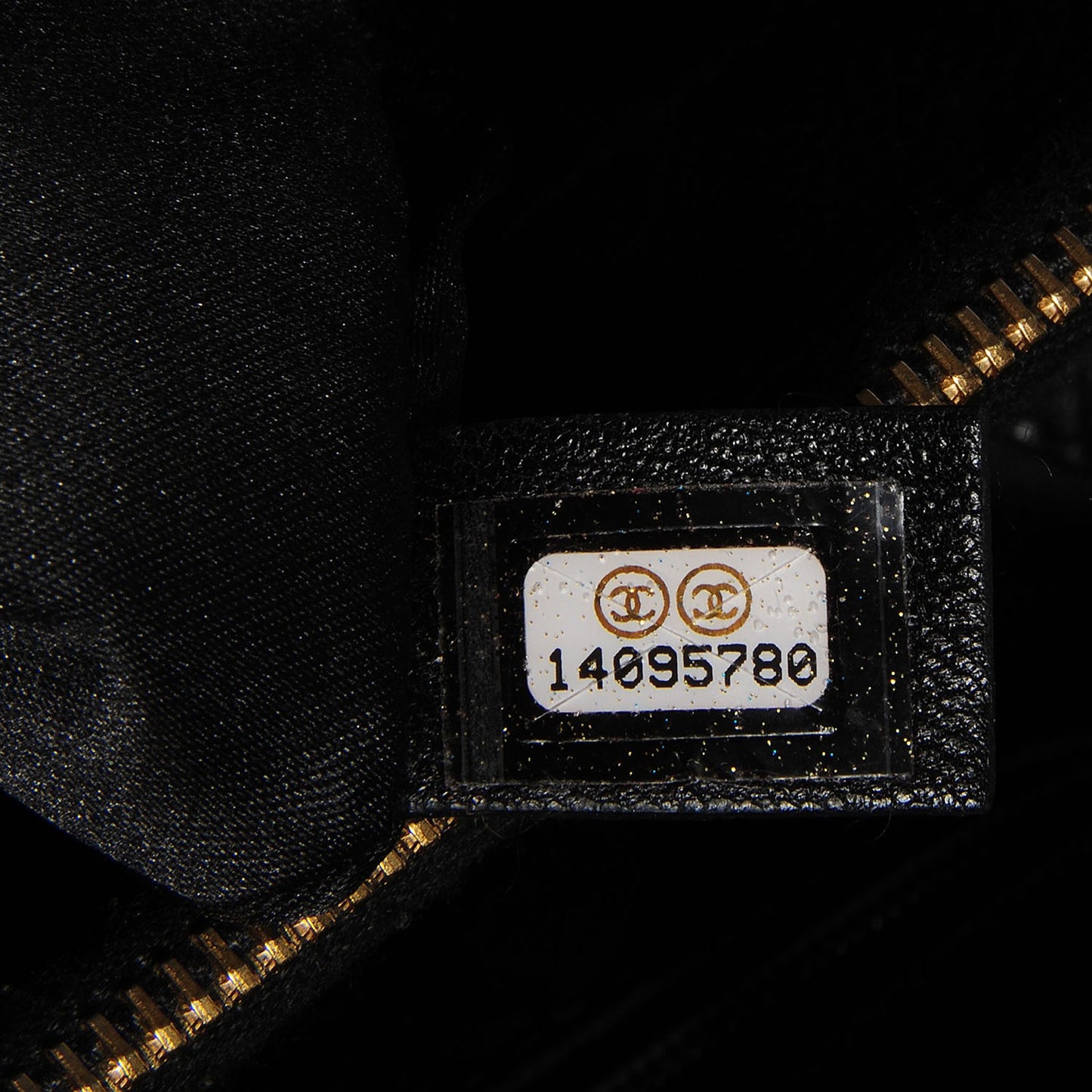 Caviar Grand Shopping Tote GST Black