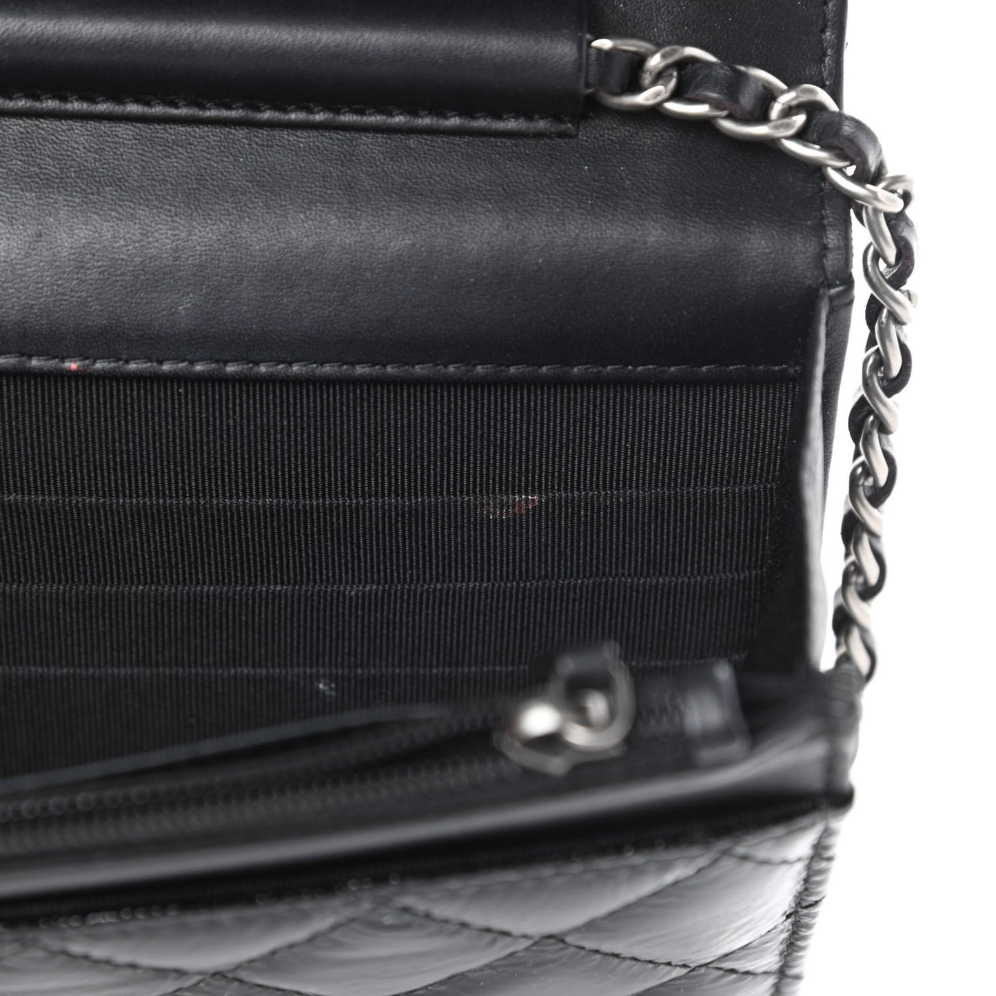 Patent Quilted Brilliant Wallet On Chain WOC Black