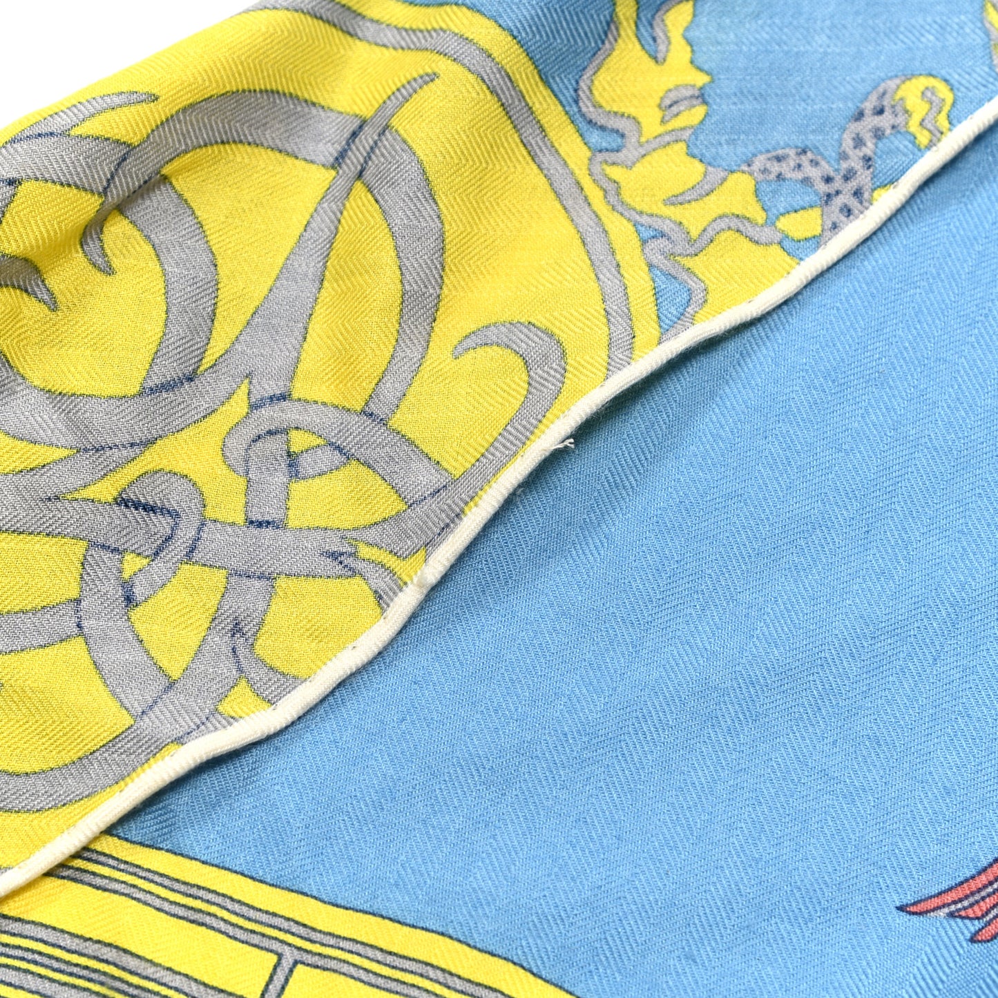 Cashmere Silk Ex-Libris Triangle Scarf Bleu Ciel Jaune Rose