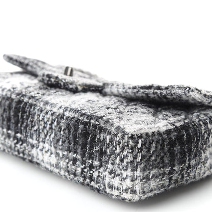 Chanel Tweed East West Flap Black White 6 of 9