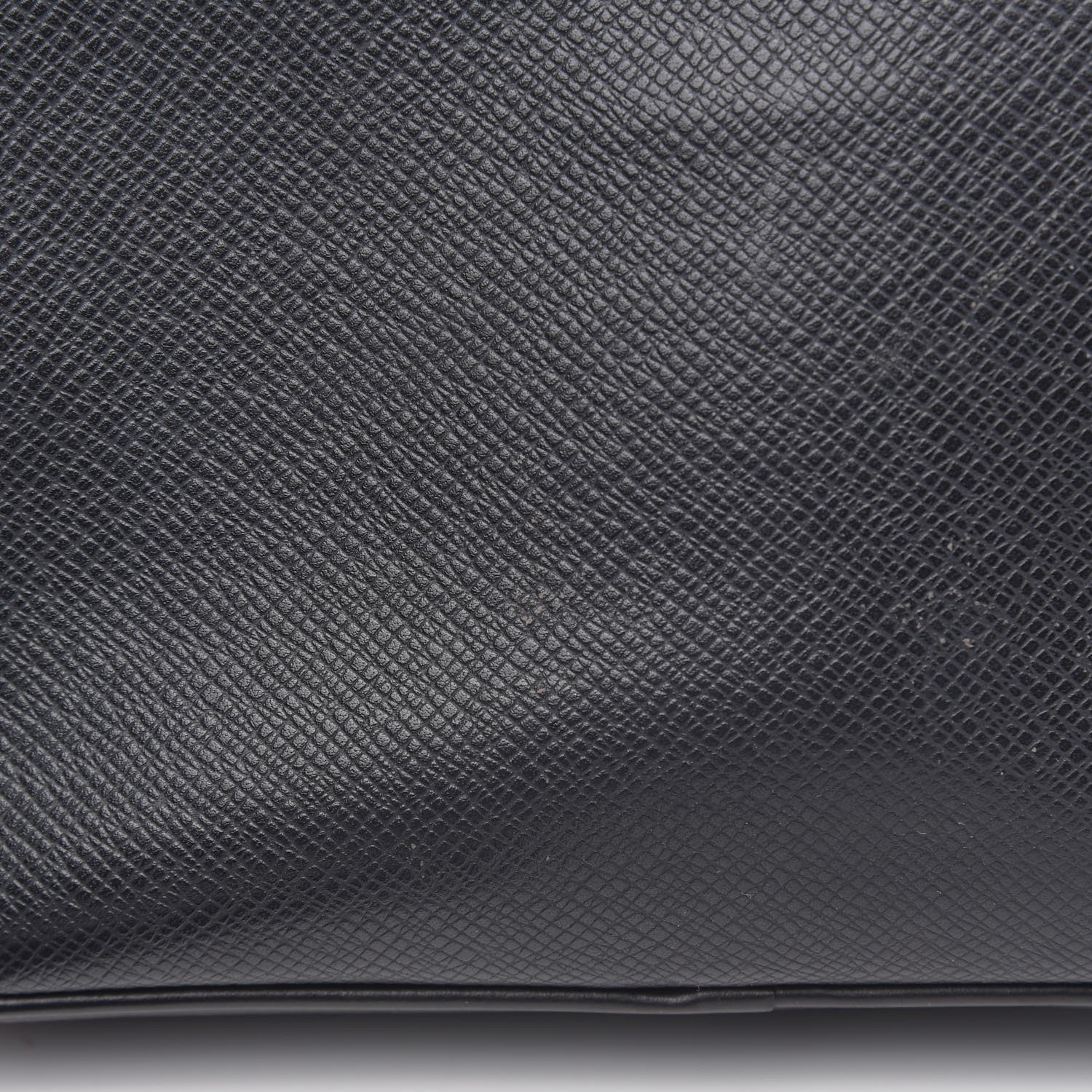 Louis Vuitton Taiga Kaluga Toiletry Pouch Ardoise 8 of 10