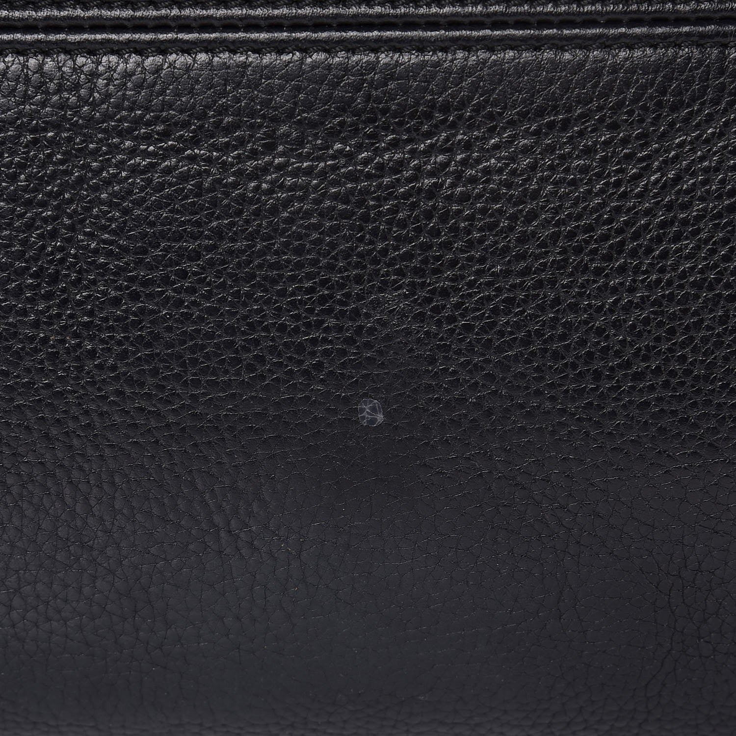 Alexander McQueen Pebbled Calfskin Large Skull Padlock Zip Around Tote Black 17 of 19