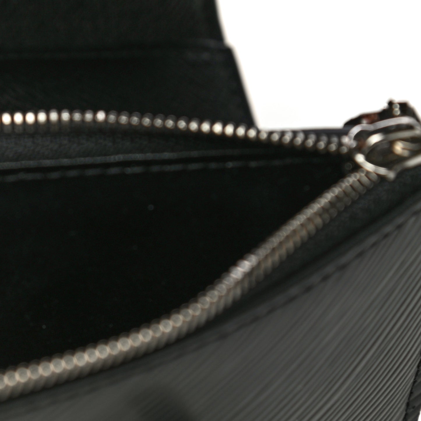 Epi Twist Compact Wallet Black