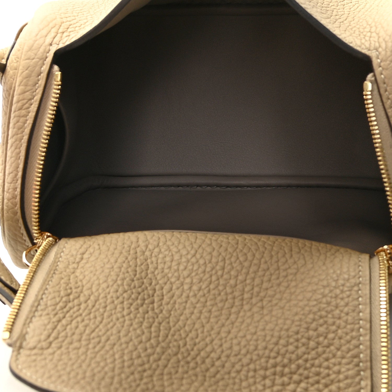 Hermes Taurillon Clemence Mini Lindy 20 Trench 4 of 10