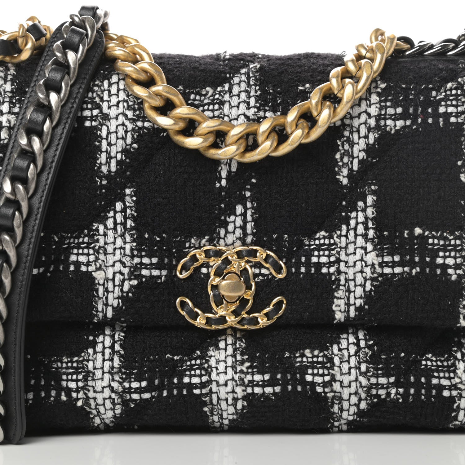Chanel Tweed Quilted Medium Chanel 19 Flap Black White 8 of 11