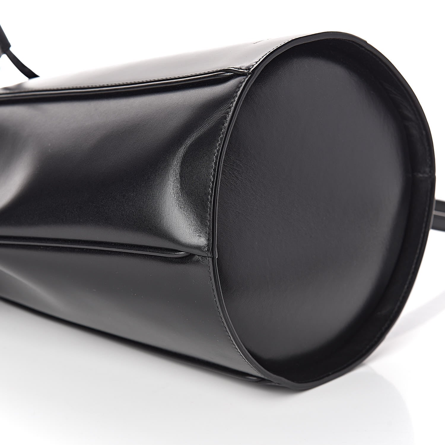 Saint Laurent Smooth Calfskin Medium Talitha Bucket Bag Black 7 of 9