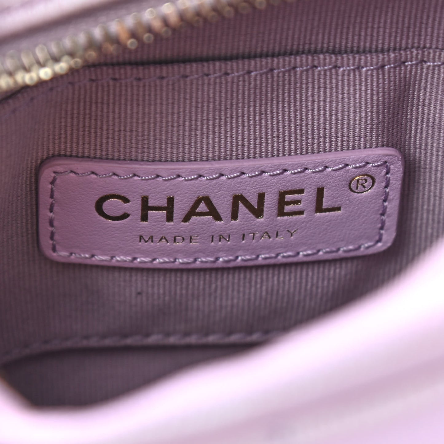 Iridescent Caviar Quilted Vertical My Perfect Camera Case Pink