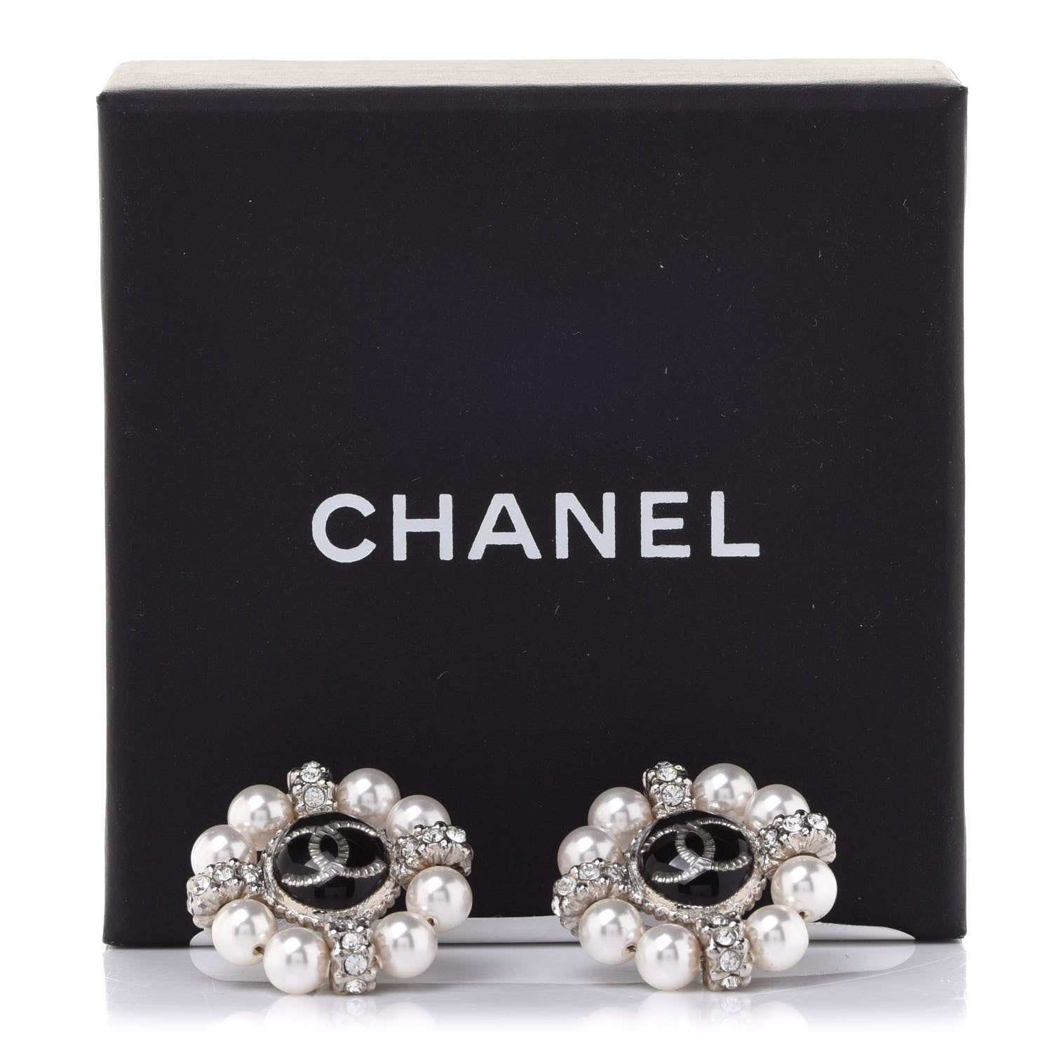 Chanel Crystal Pearl Bead CC Round Earrings Silver Black 5 of 5