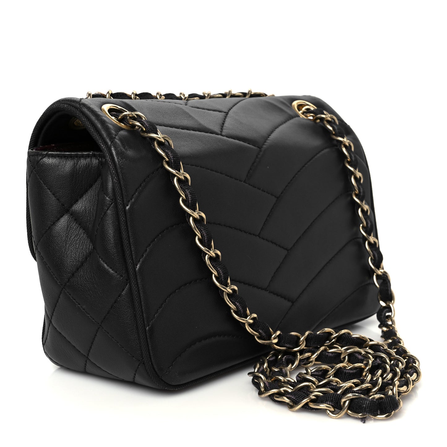 Lambskin Scallop Quilted Small Pagoda Flap Black