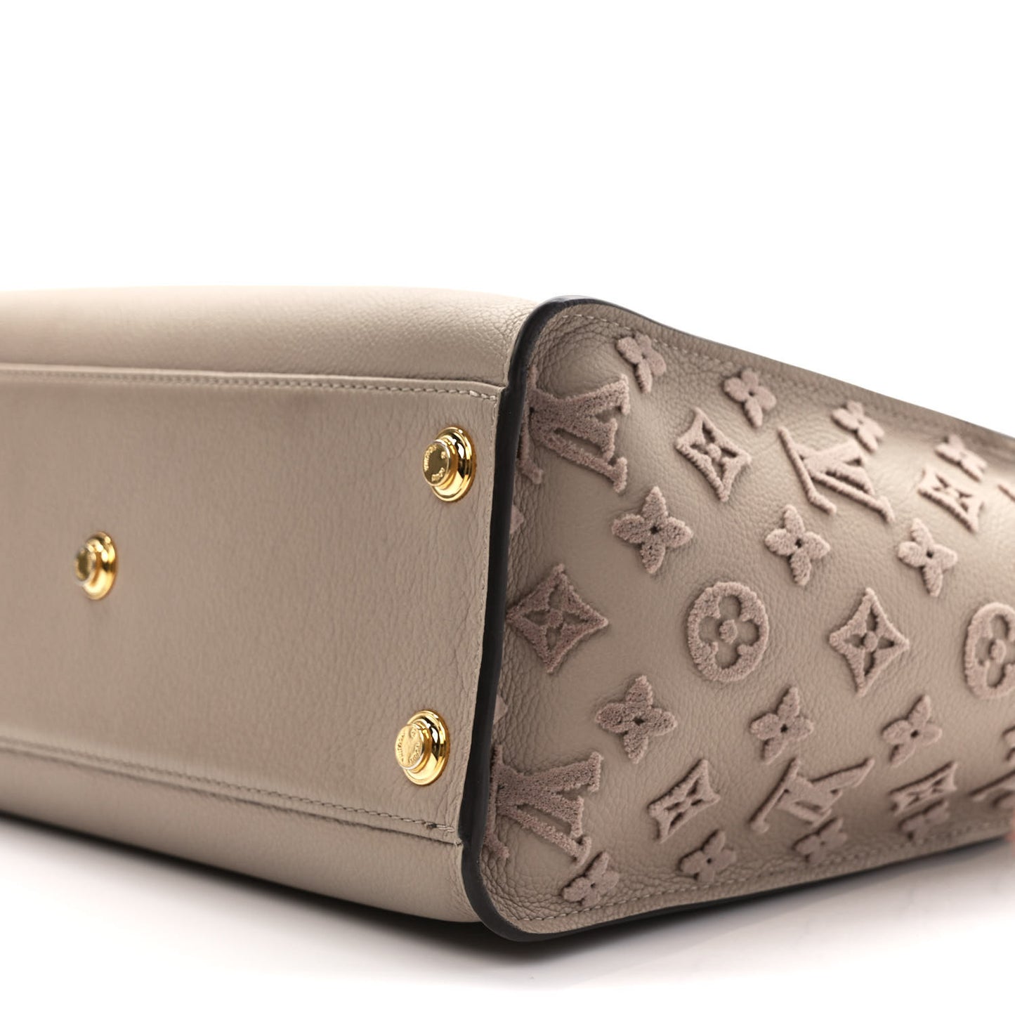 Calfskin Monogram Tufting On My Side Galet