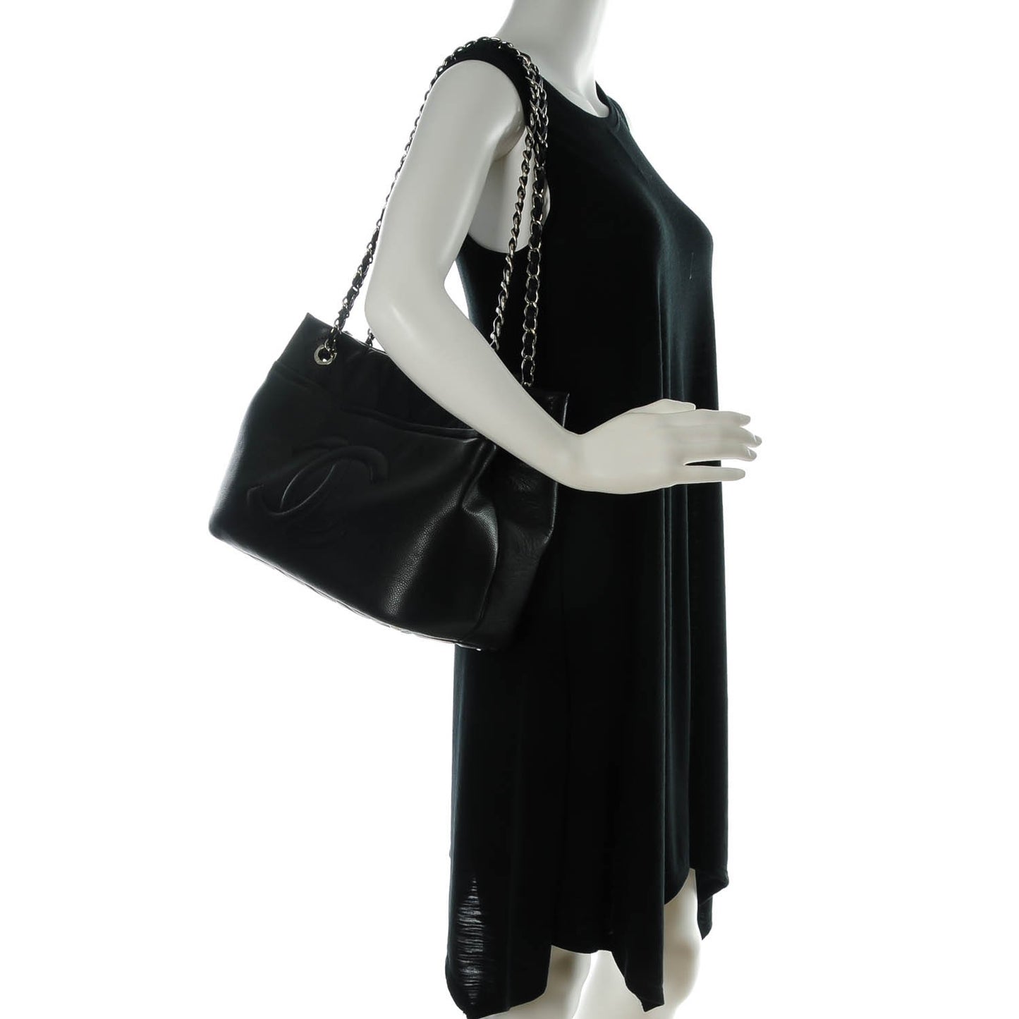 Caviar Quilted CC Timeless Soft Tote Black