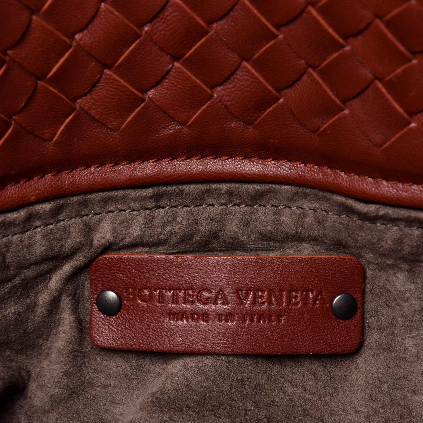 Nappa Intrecciato Large Seamless Tote Burnt Red