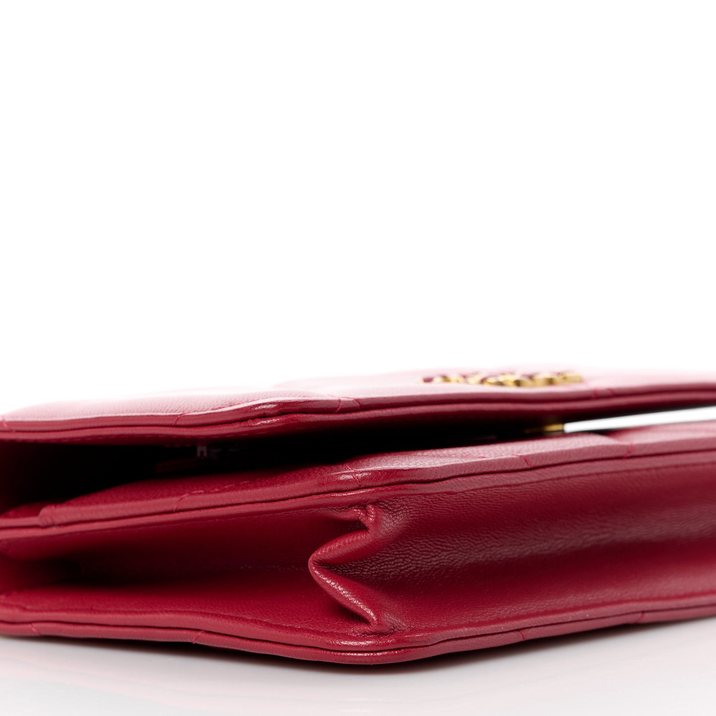 Shiny Goatskin Quilted Chanel 19 Wallet On Chain WOC Rouge