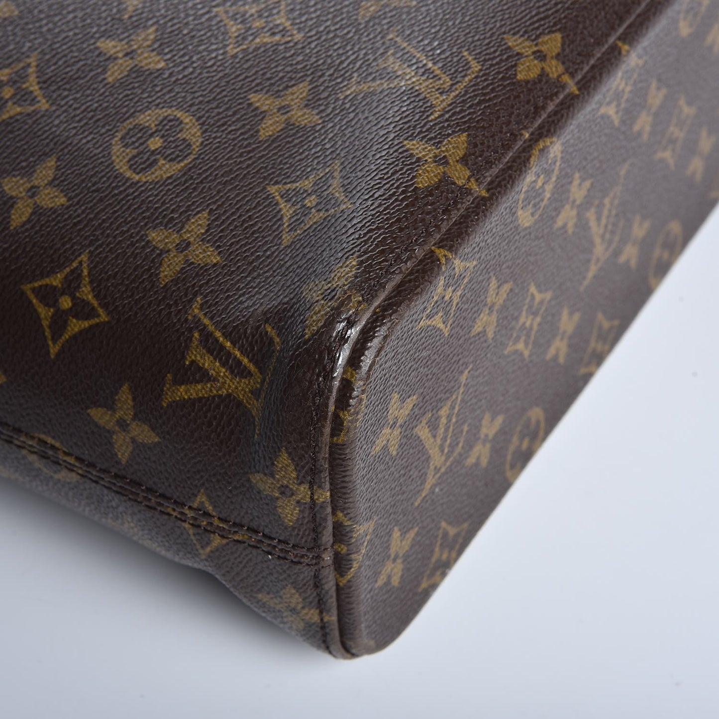 Monogram Luco