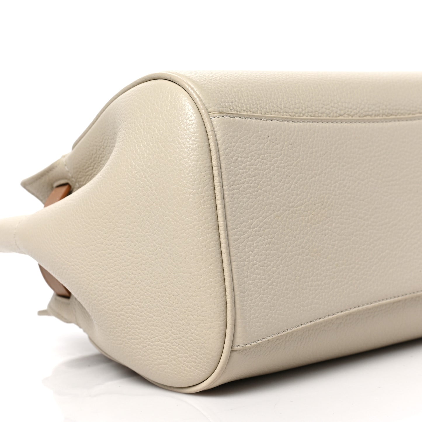 Heavy Grain Small Belted Bayswater Tote Beige