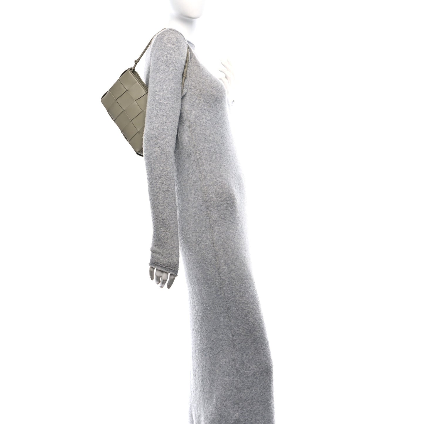 Calfskin Maxi Intrecciato Cassette Pouch On Strap Travertine