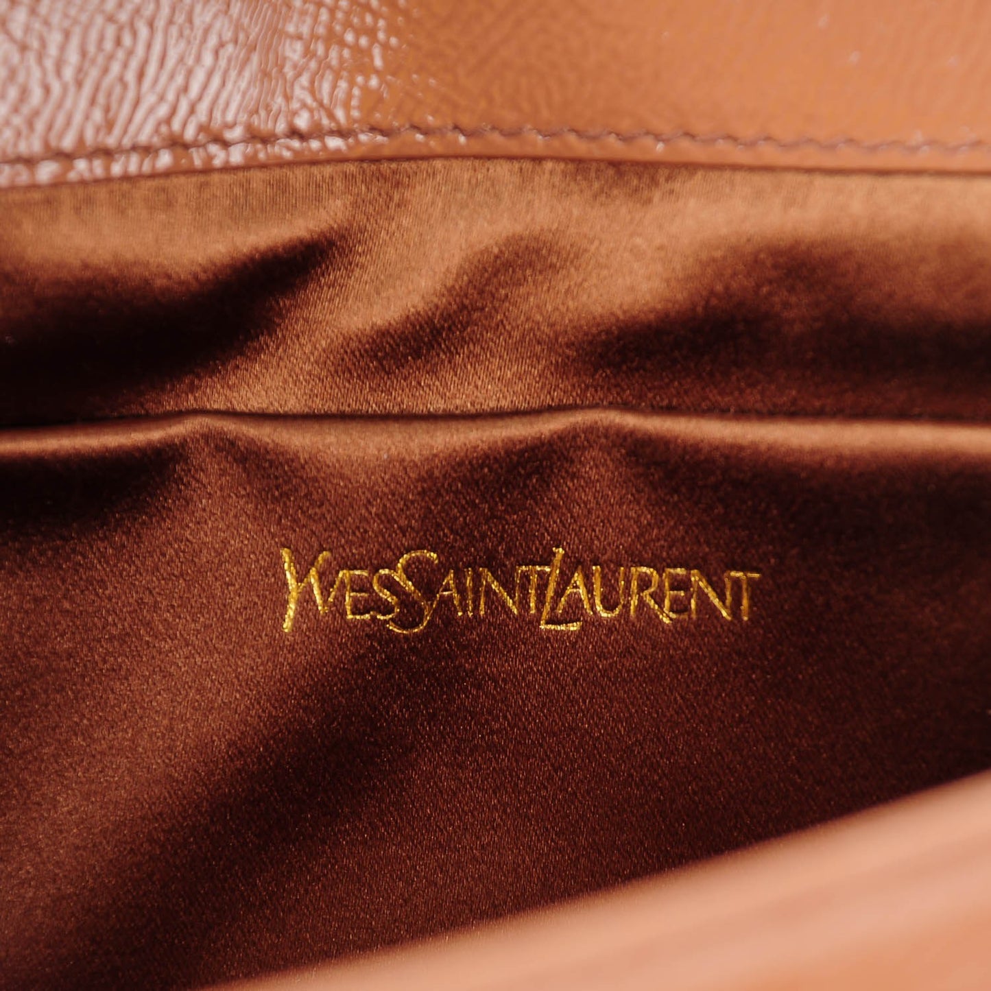 Textured Patent Calfskin Monogram Large Belle De Jour Clutch Nude