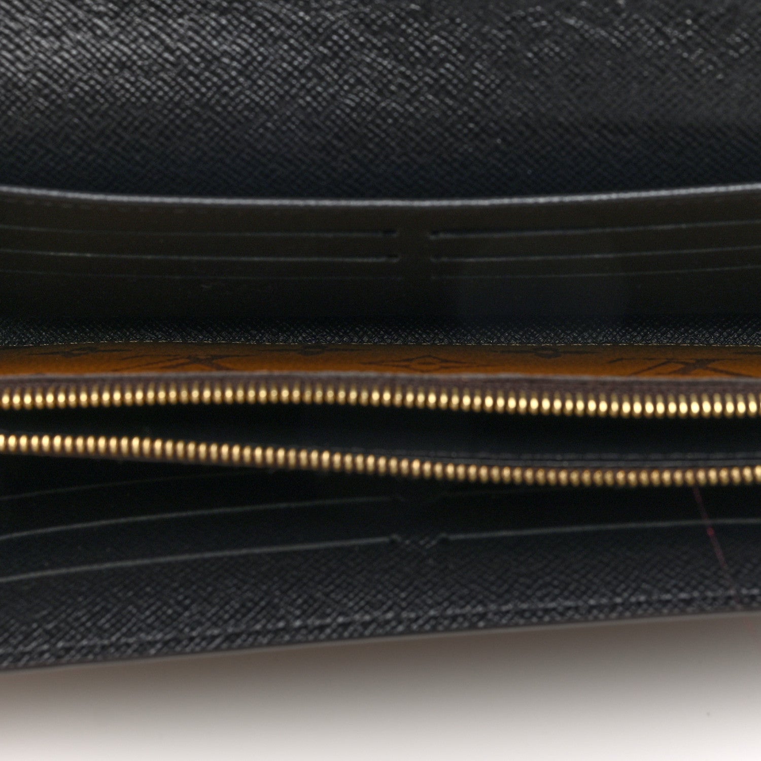 Louis Vuitton Reverse Monogram Giant Sarah Wallet 5 of 6