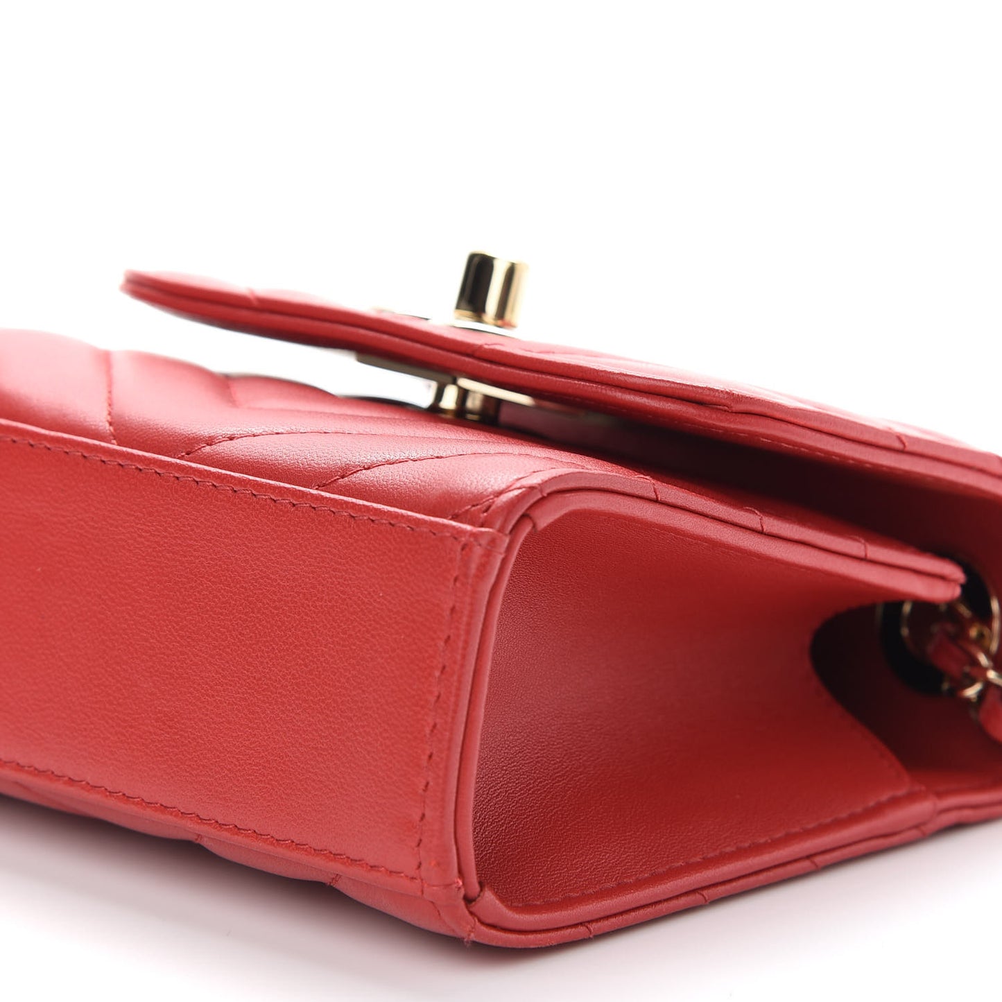 Lambskin Chevron Quilted Mini Trendy CC Chain Wallet Red