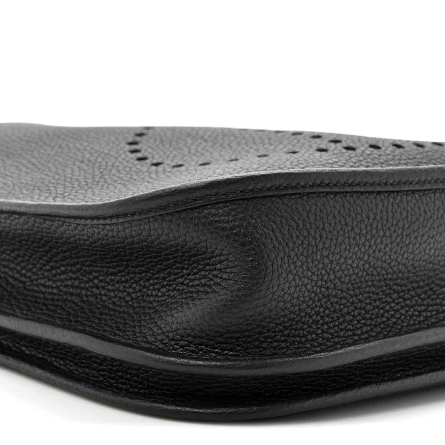 Taurillon Clemence Evelyne III PM Black