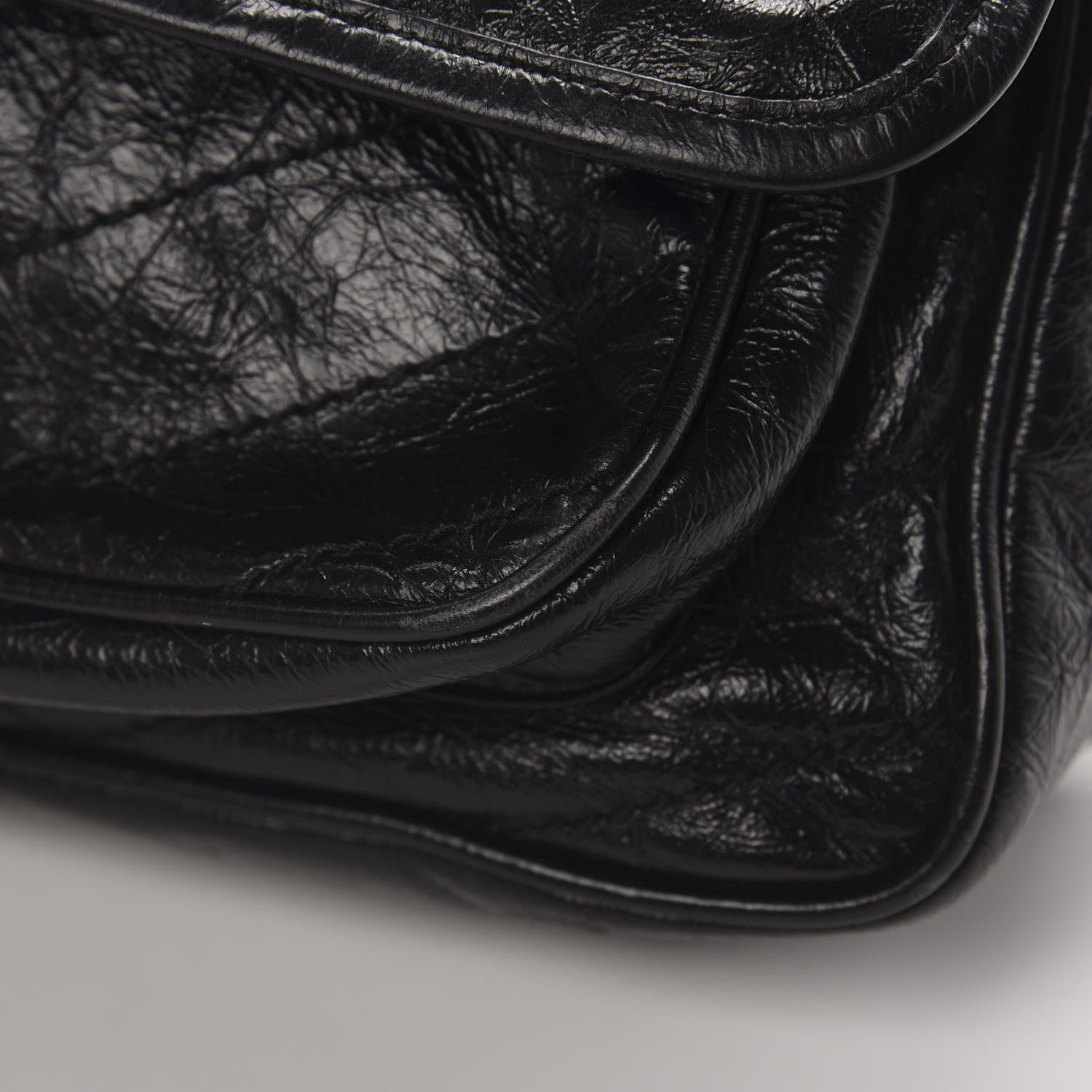 Saint Laurent Crinkled Calfskin Matelasse Monogram Medium Niki Chain Satchel Black 16 of 18
