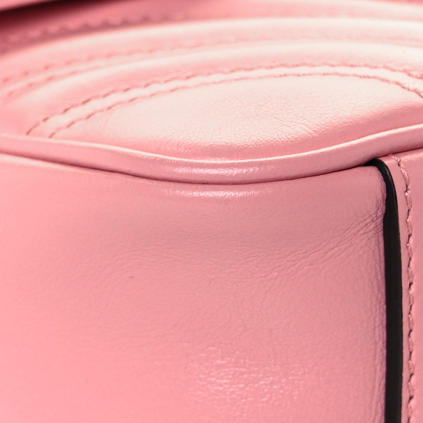 Calfskin Matelasse Mini GG Marmont Shoulder Bag Wild Rose