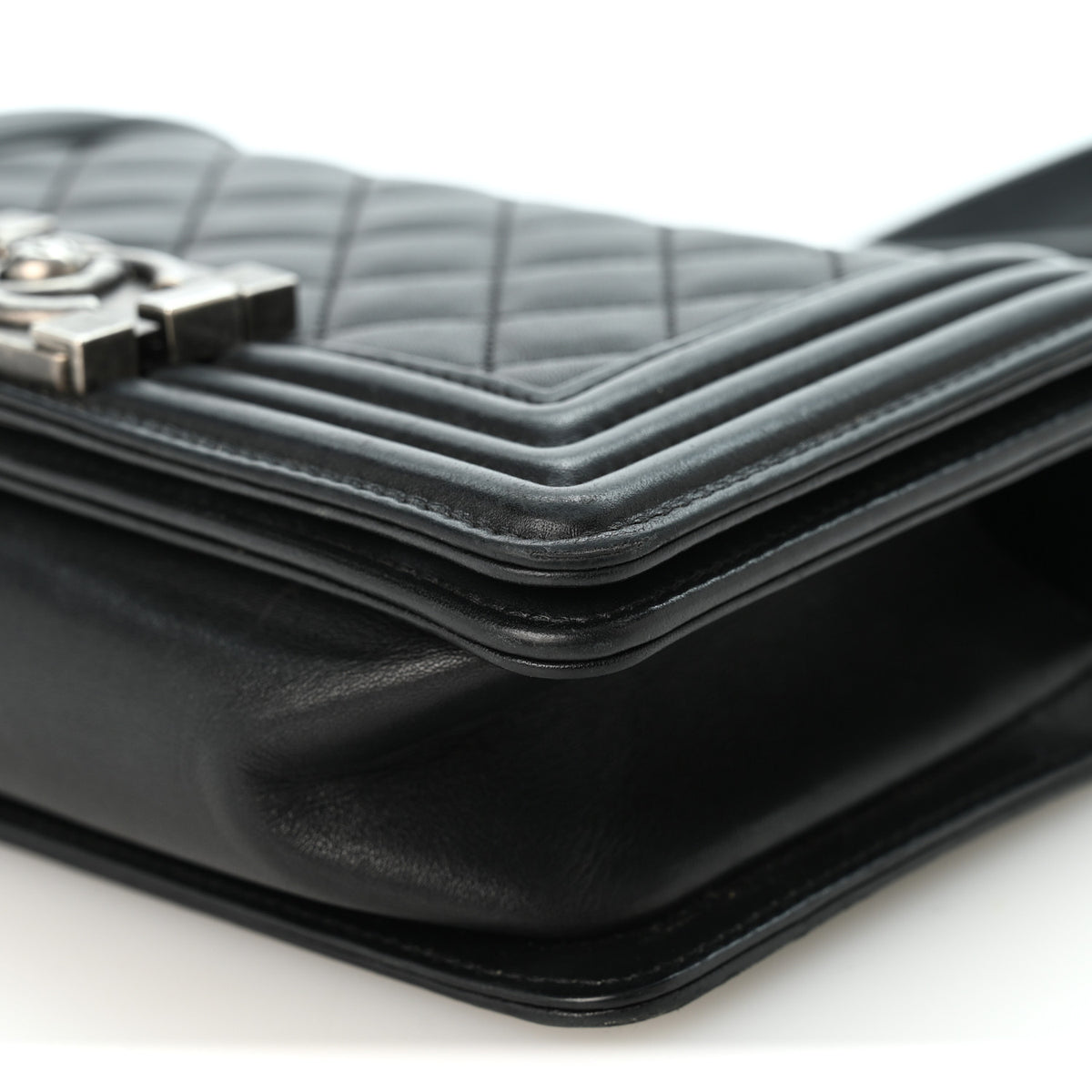 Lambskin Quilted Small Boy Flap Black