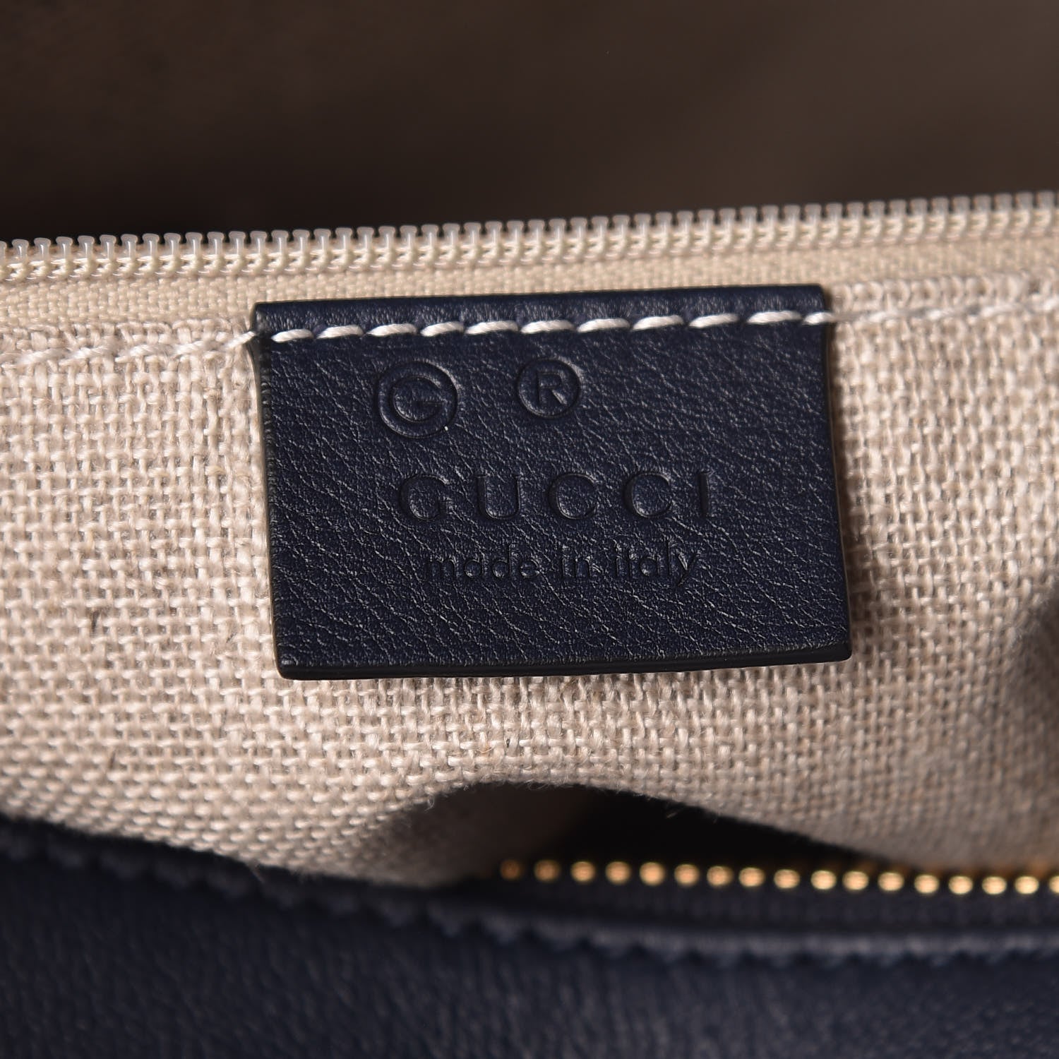 Gucci Microguccissima Medium Crossbody Bag Blue 7 of 10