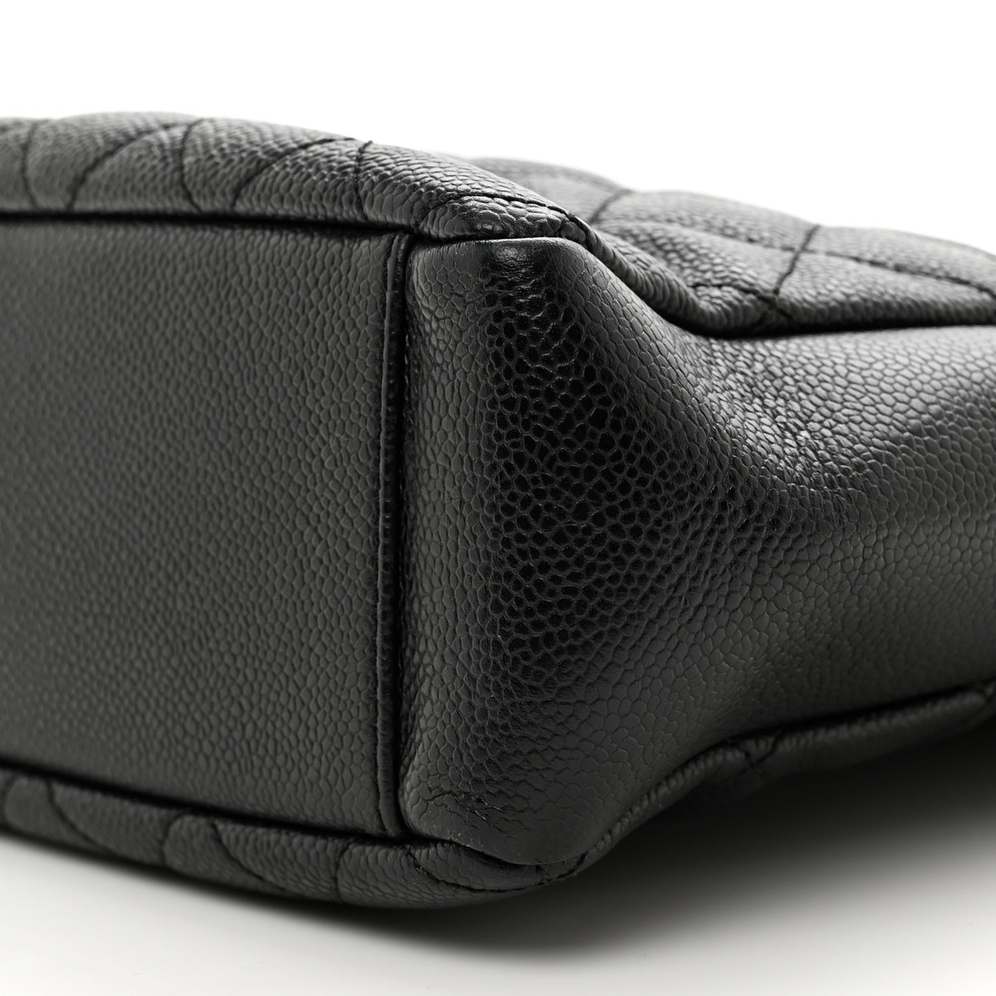 Caviar Quilted Petit Shopping Tote PST Black