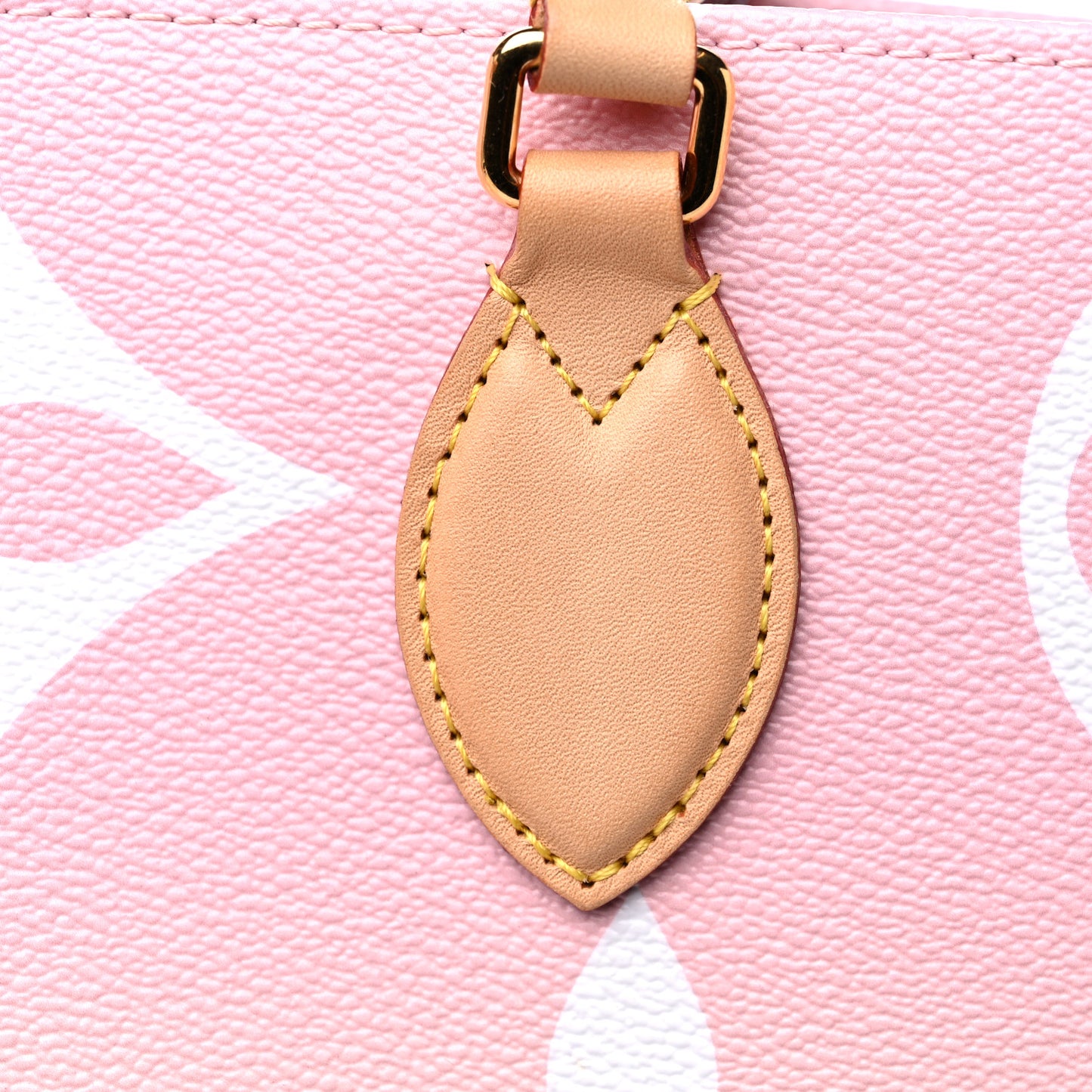 Monogram Giant By The Pool Onthego GM Light Pink