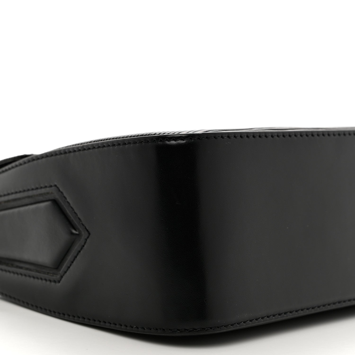 Louis Vuitton Epi Buci Black 8 of 9