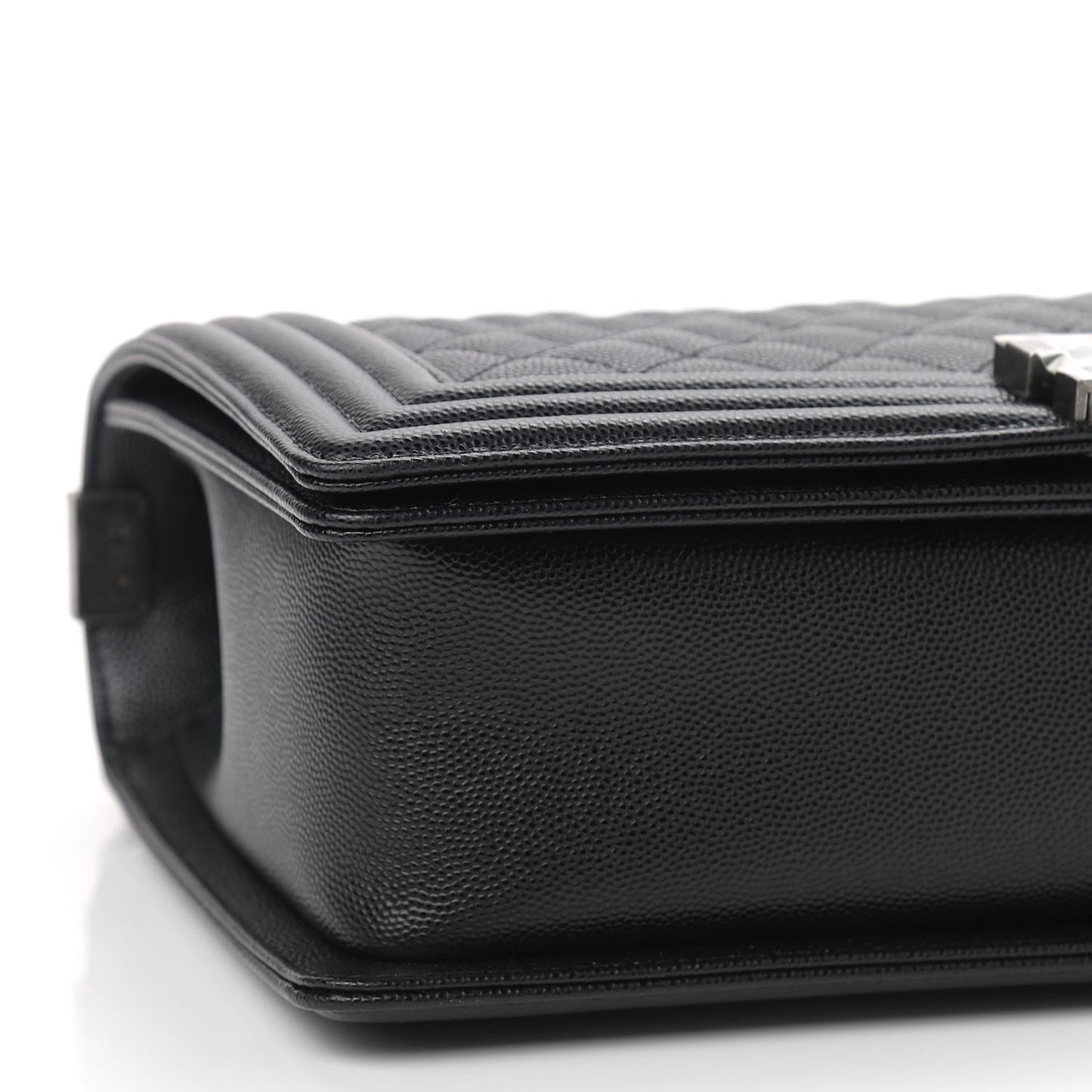 Caviar Quilted New Medium Boy Flap Black