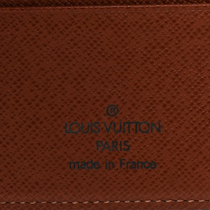 Louis Vuitton Monogram Passport Cover 6 of 7