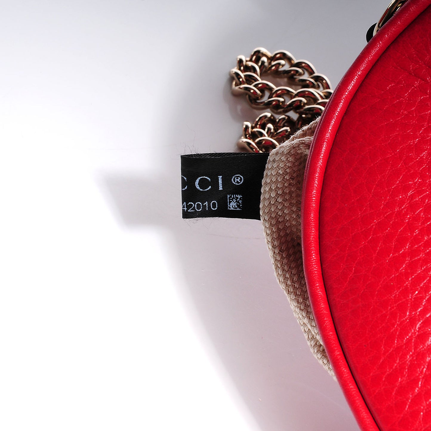 Pebbled Calfskin Mini Soho Chain Bag Tabasco Red