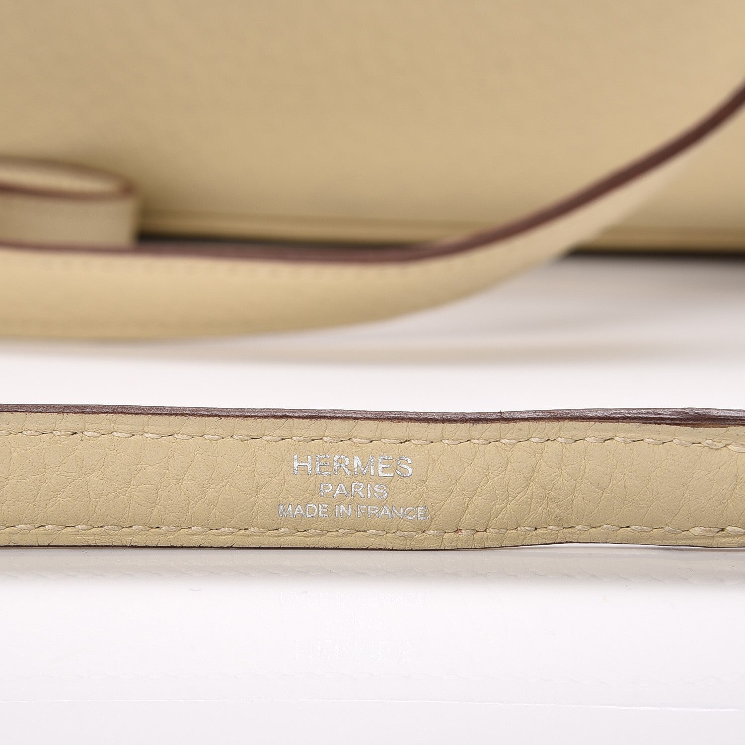 Hermes Taurillon Clemence Kelly Retourne 28 Parchemin 39 of 40