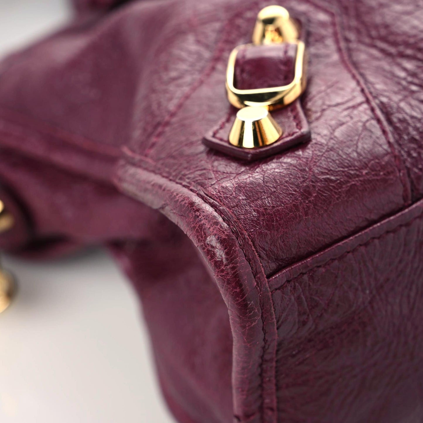 Agneau Classic Gold Hardware S City Violet Prune