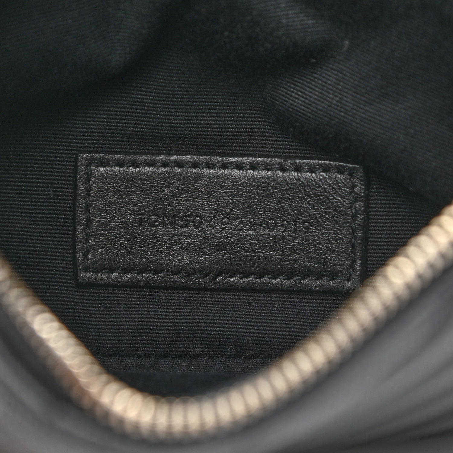 Saint Laurent Grain De Poudre Chevron Monogram Bill Pouch Black 7 of 8