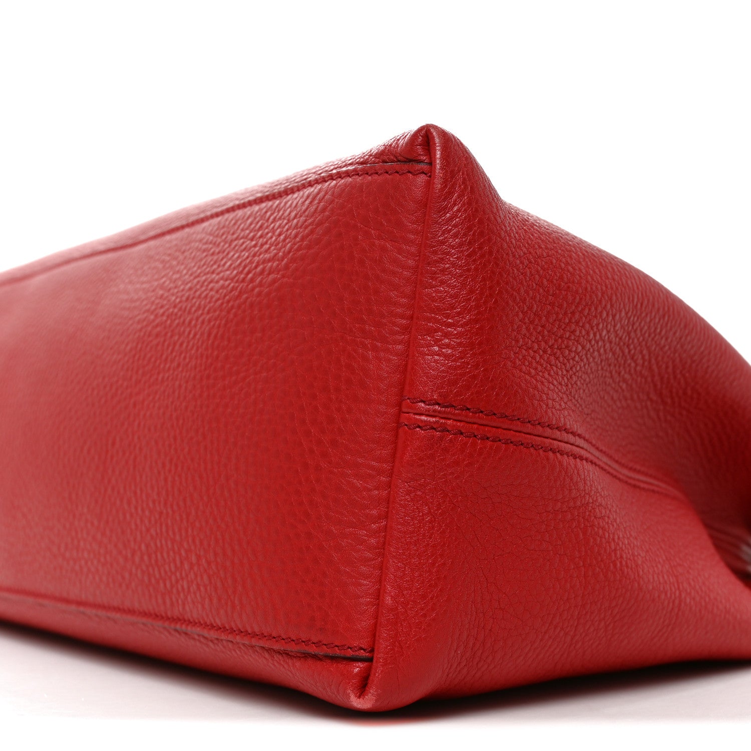Gucci Pebbled Calfskin Medium Soho Chain Shoulder Bag Tabasco Red 18 of 19