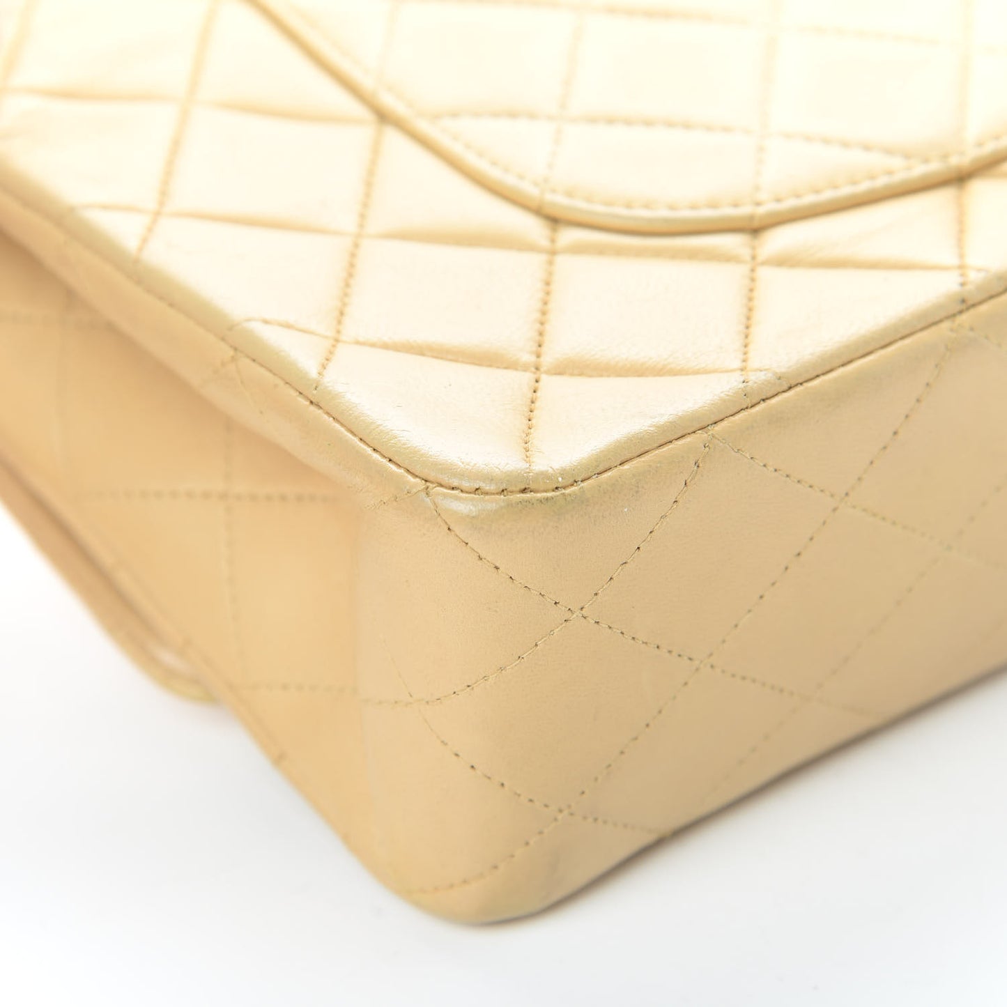 Lambskin Quilted Medium Double Flap Beige