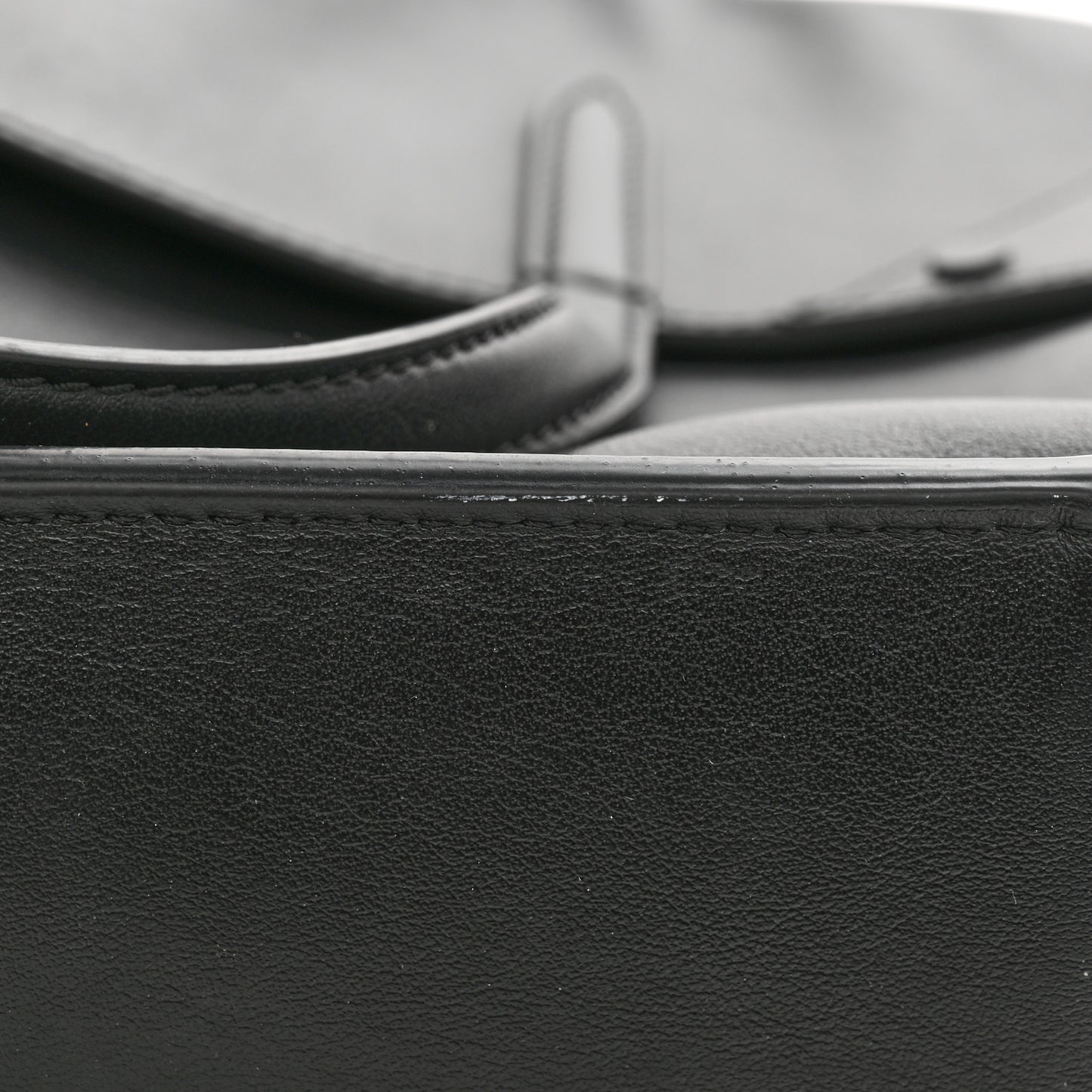 Vitello Grace Matte Large Flip Tote Black