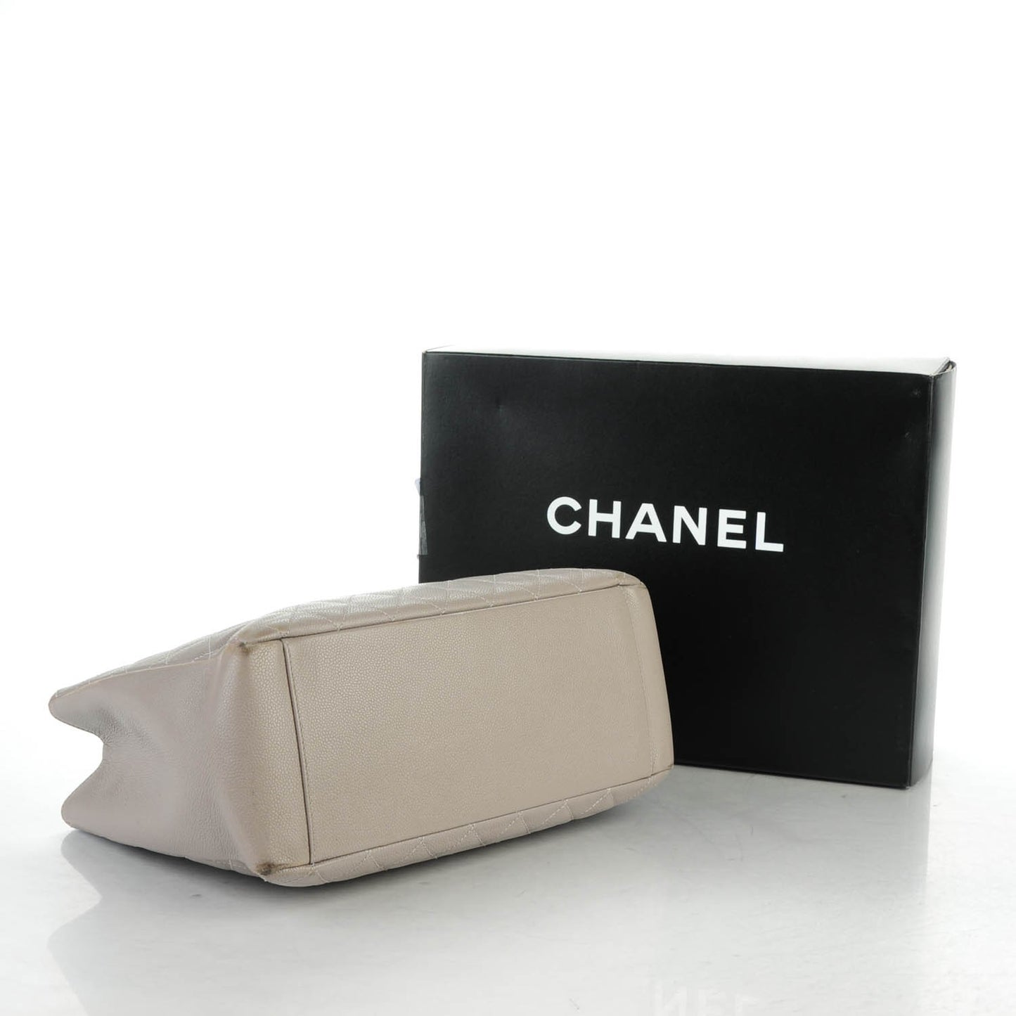 Caviar Quilted Grand Shopping Tote GST Light Grey