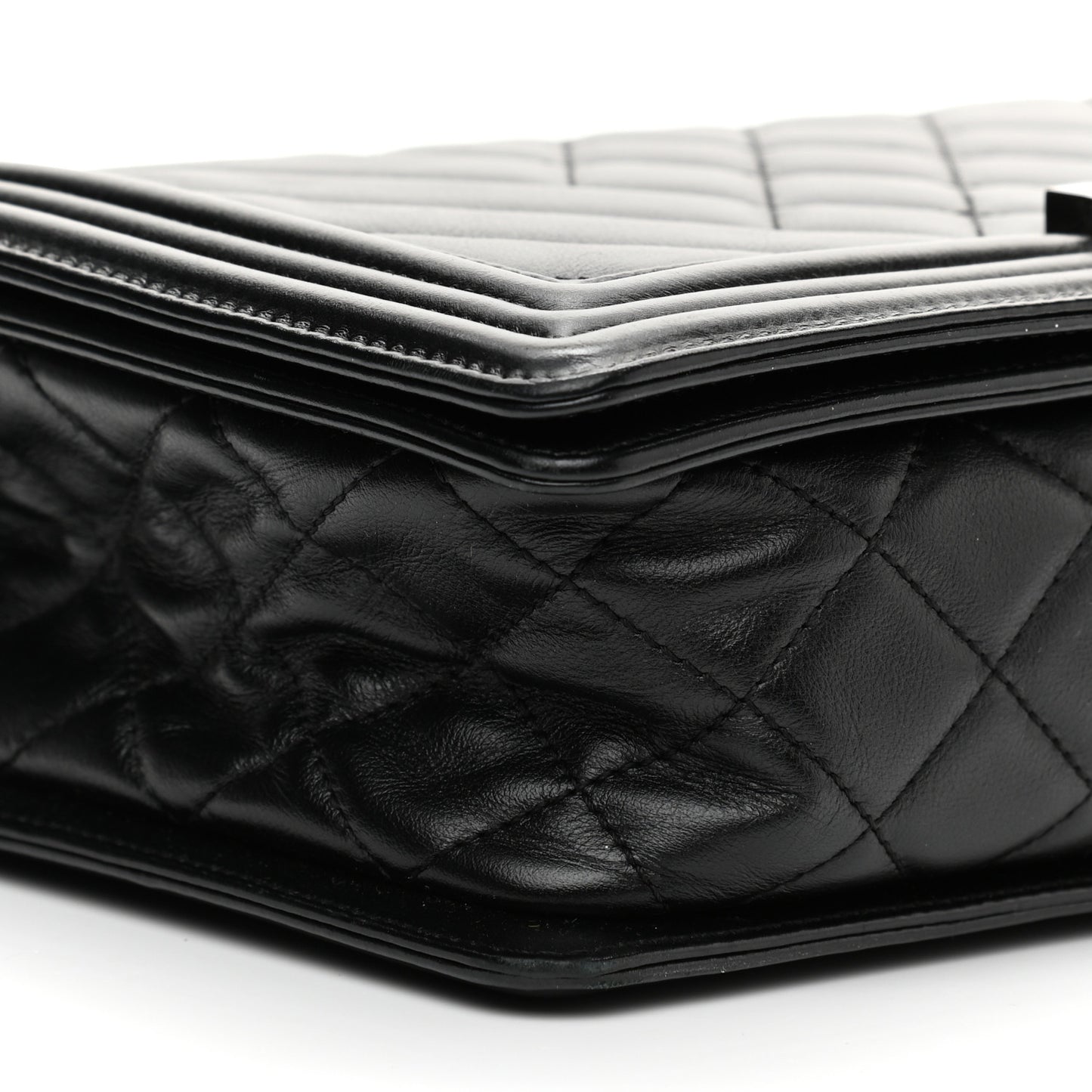 Calfskin Chevron Quilted Medium Boy Flap Black