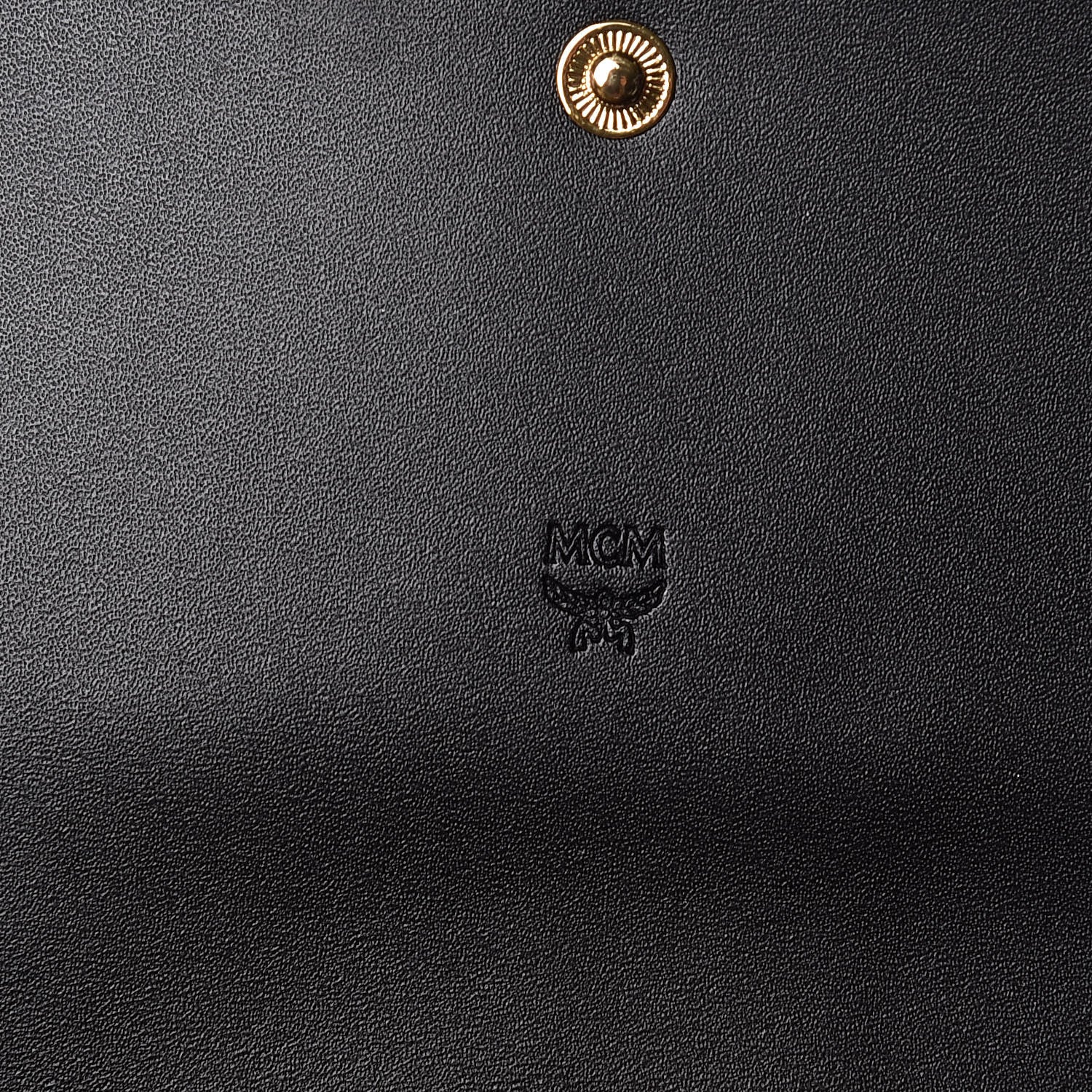 MCM Metallic Visetos Continental Flap Wallet Gold 5 of 9