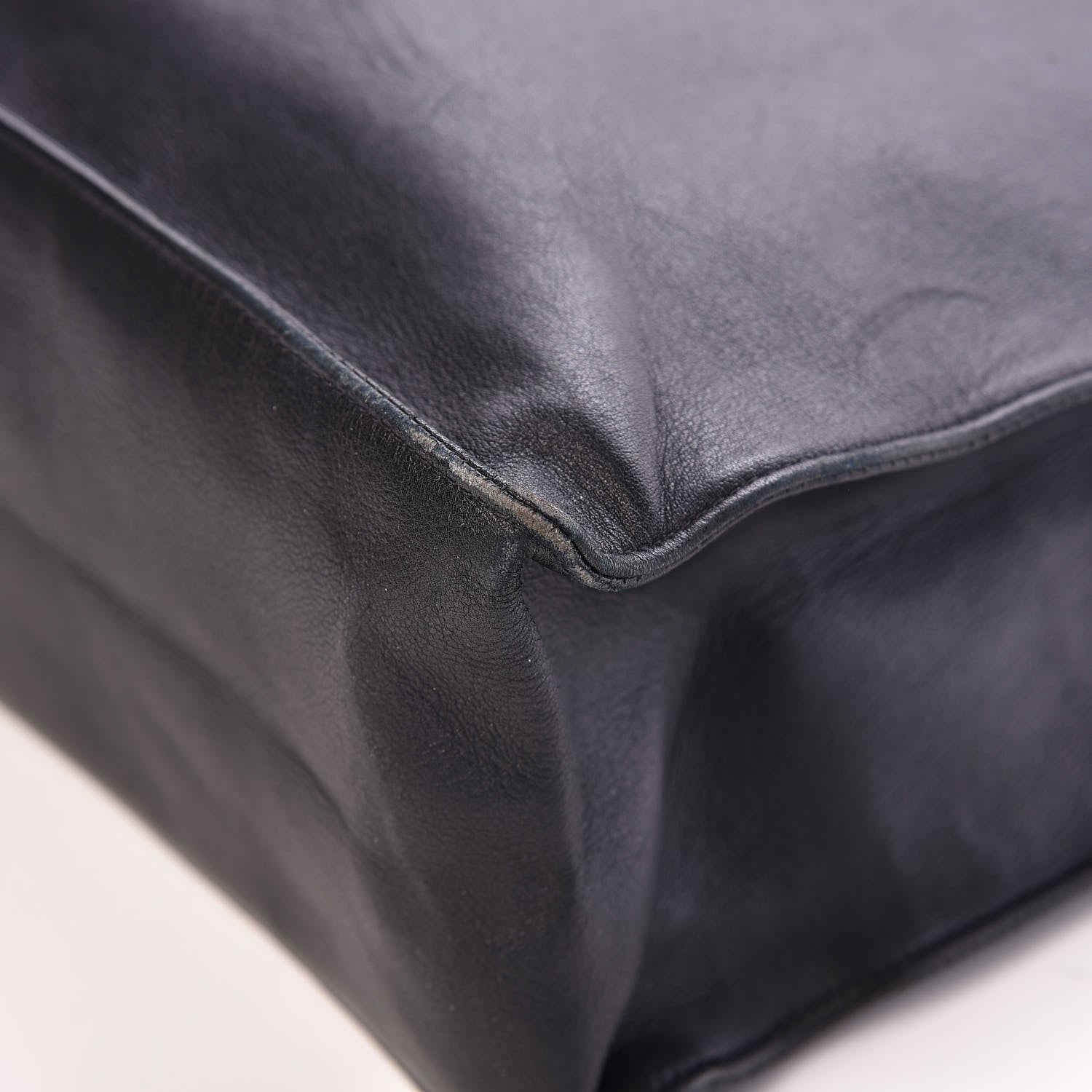 Chanel Lambskin CC Tote Black 11 of 17
