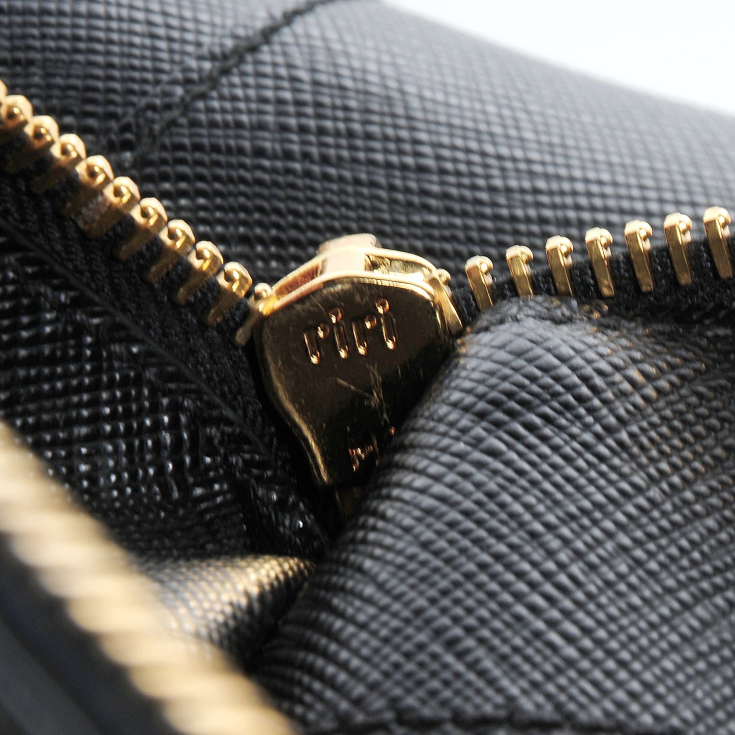 Saffiano Lux Small Double Zip Tote Nero Black