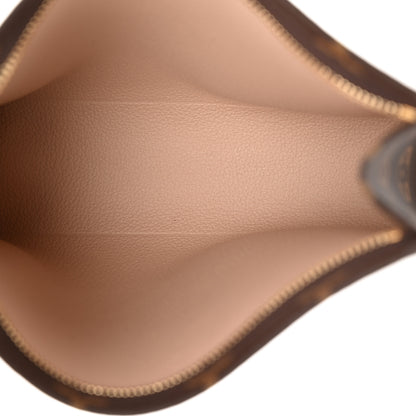 Louis Vuitton Monogram Toiletry Pouch 19 5 of 9